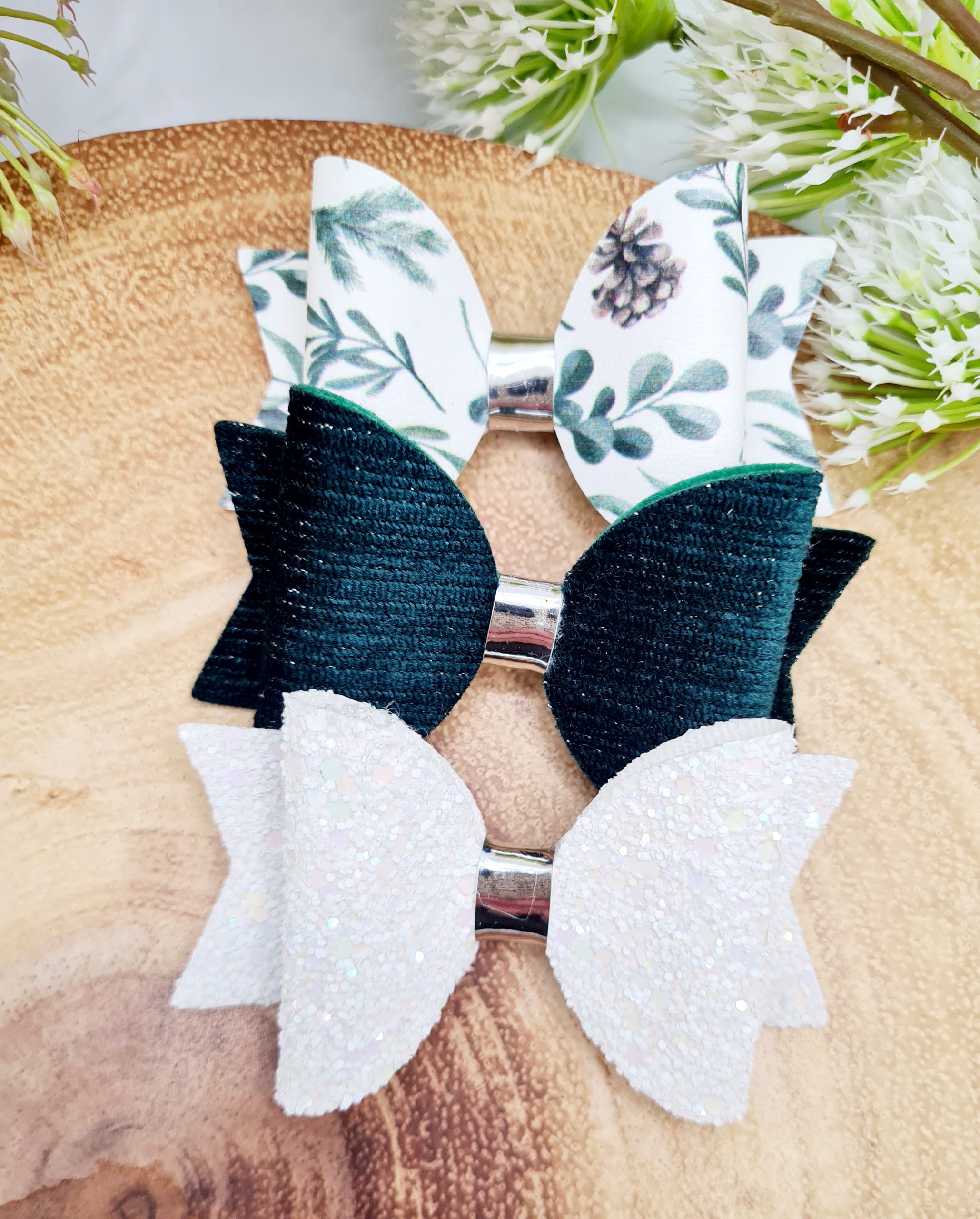 20211216_141525 Forest Green 3.5inch bow set