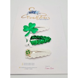 Green shamrock set of 3 clips approx. 6cm