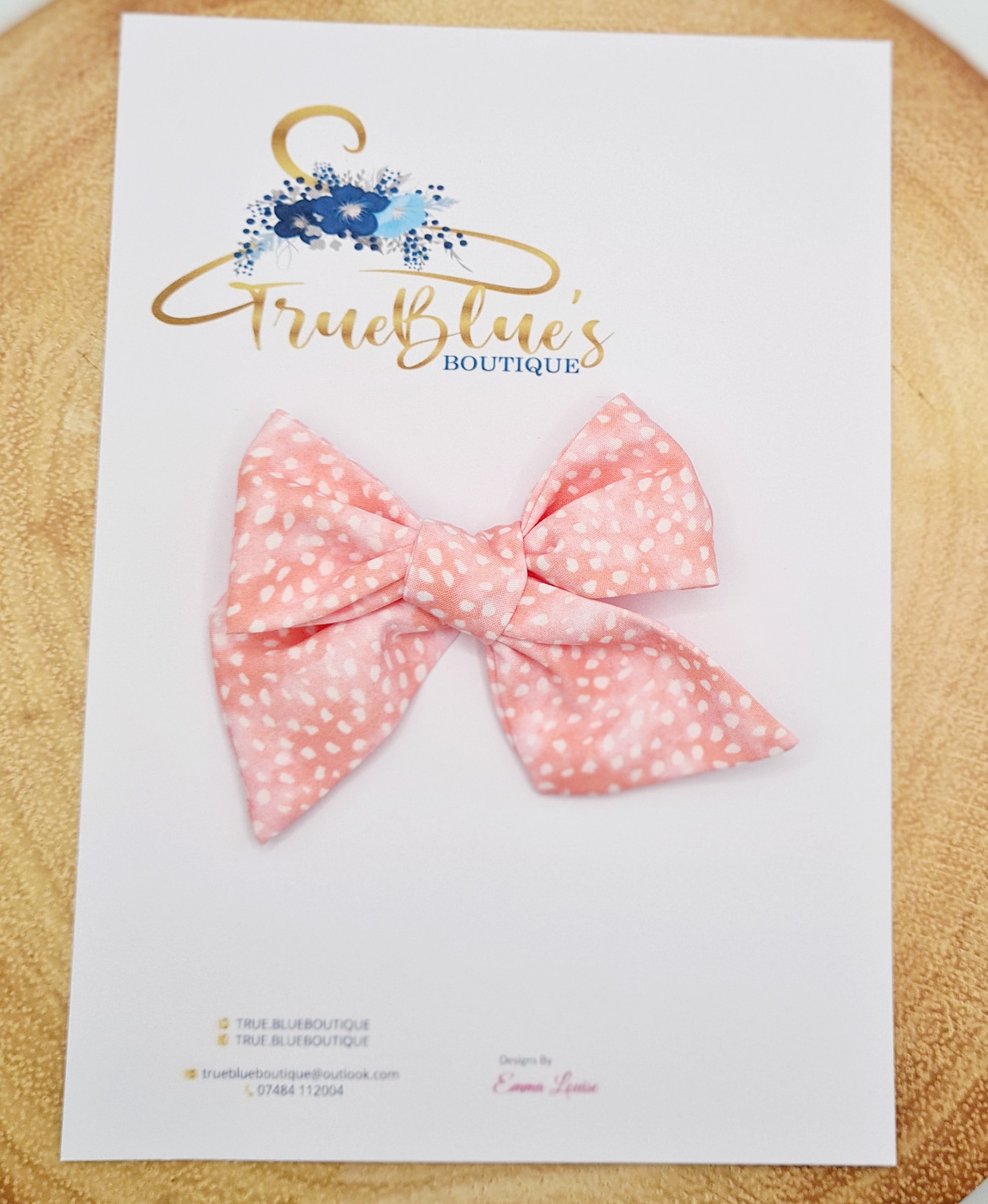 20221117_112026 Pink heart shimmer 3.5 inch bow