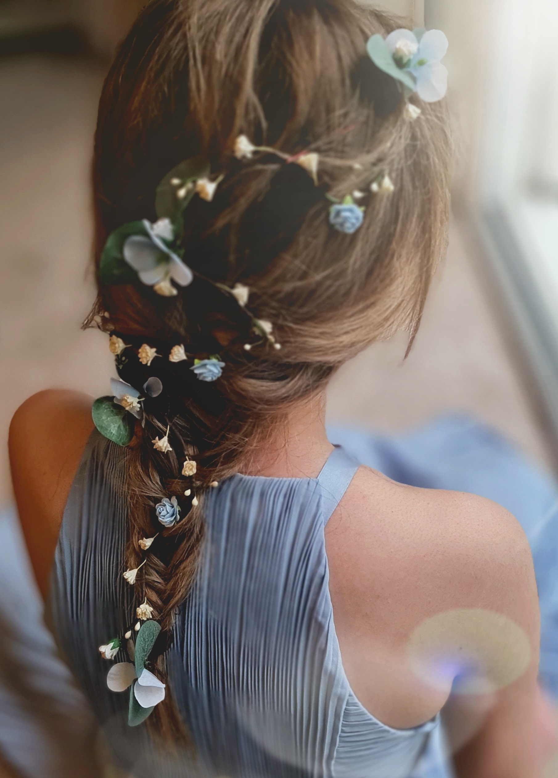 20230211_161544 Azure blue rose hydrangea and eucalyptus flower hair vine